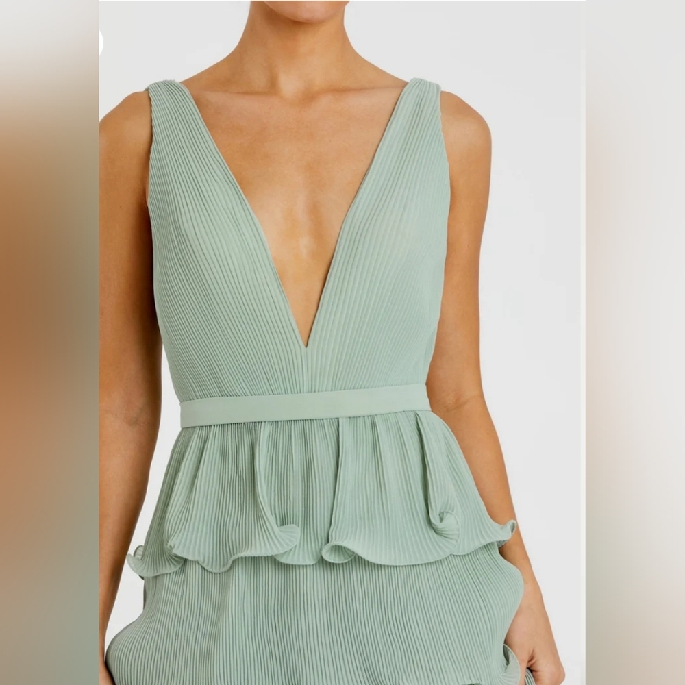 Ieena for Mac Duggal Sleeveless Ruffle Tiered V Neck Gown SZ 6 NWT 49054 - Picture 2 of 13